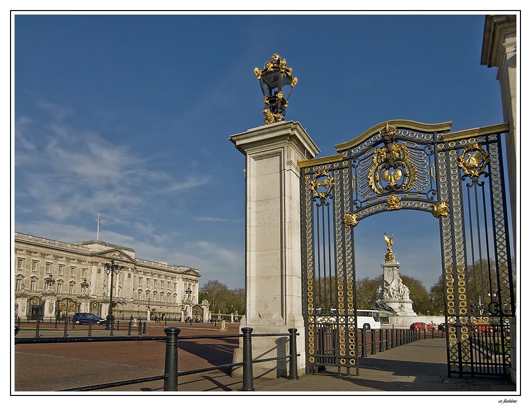 London 007