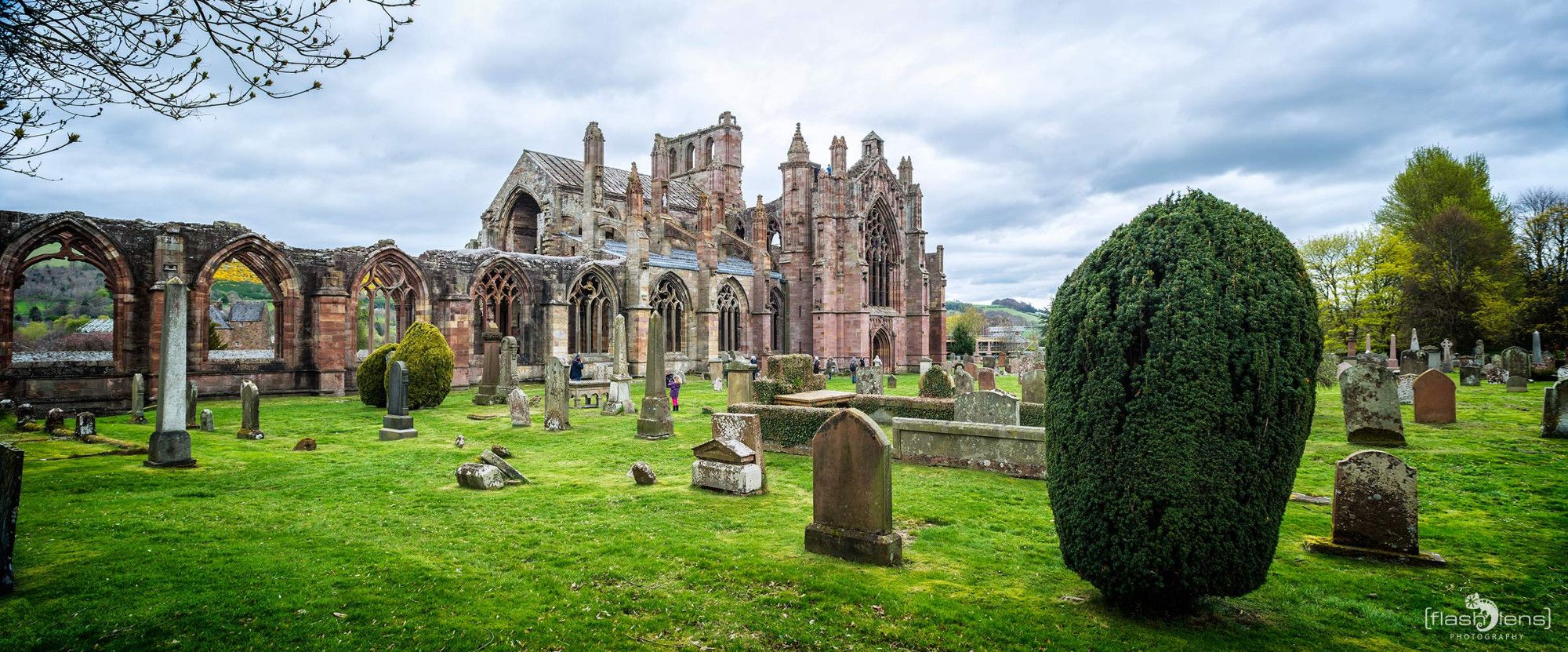 01 Melrose Abbey 001