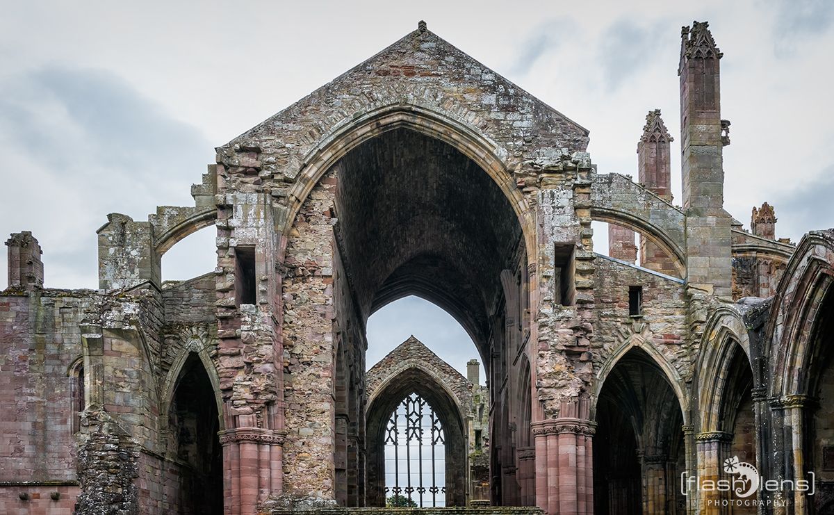 01 Melrose Abbey 002
