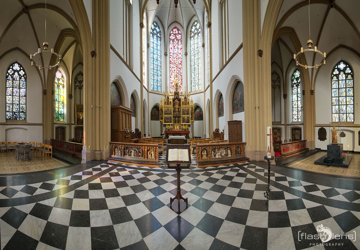 Stiftskirche Bonn 002 WW
